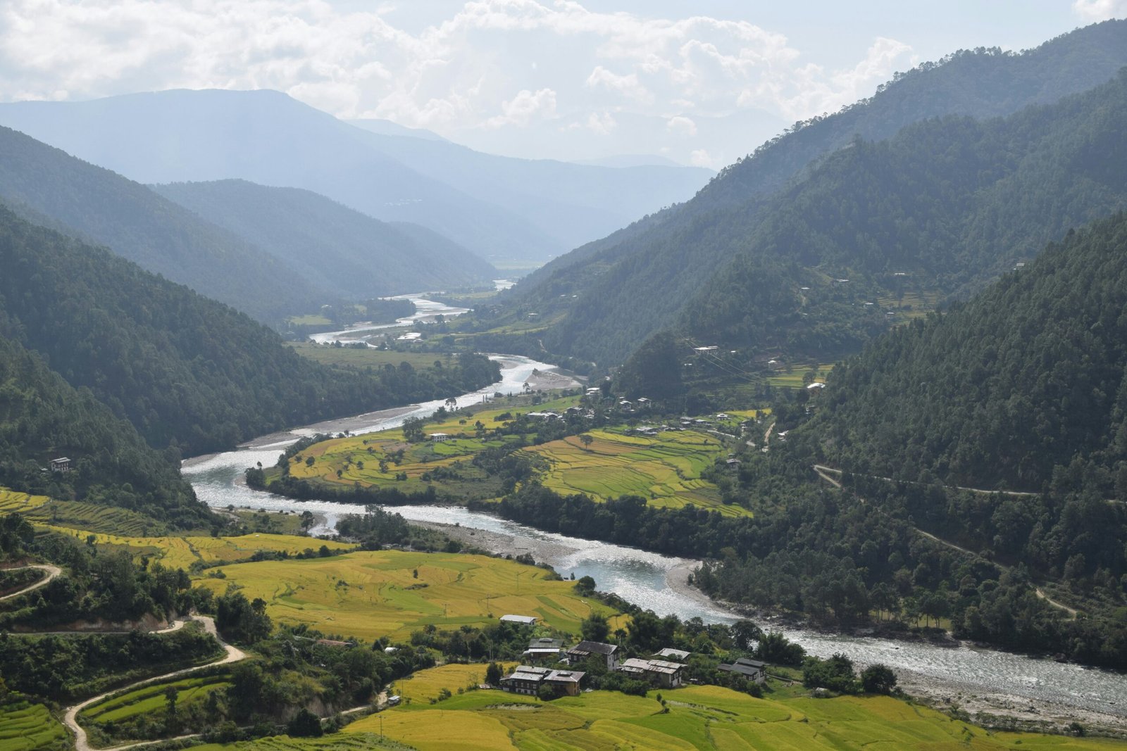 BHUTAN TOUR 07 NIGHTS / 08 DAYS 